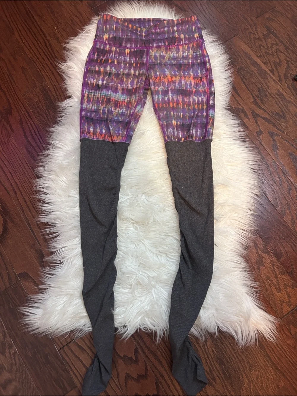 Alo Yoga Purple Print Goddess Leggings Leg Warmers Yoga Pants XS